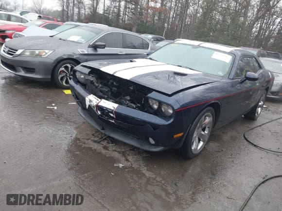 ✅ 2013 Dodge Challenger Rallye Redline • VIN: 2C3CDYAG8DH570121 • Lot: 41151241. Wystawiony na IAAI z przebiegiem 135 176 mil. Bezpłatny archiwum sprzedaży aukcyjnych z USA i szczegółowy raport historii pojazdu na DreamBid. Zdjęcie 17.