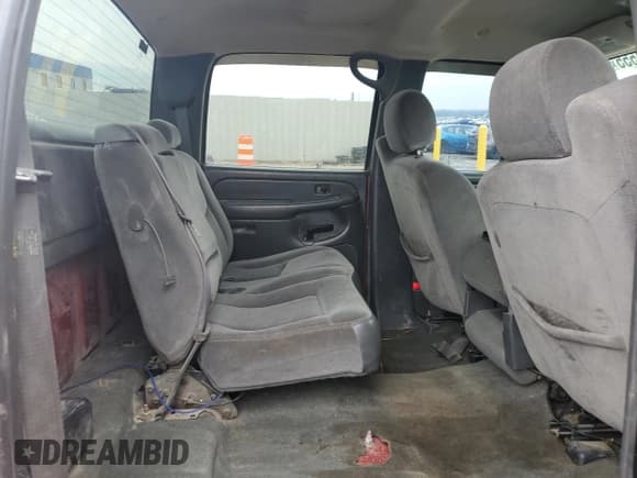 ✅ 2004 GMC Sierra 1500 SLE • VIN: 2GTEK13T741375129 • Лот: 81314555. Опубликован ранее на Copart с пробегом 237 525 миль. Бесплатный доступ к архиву аукционных продаж из США и подробный отчёт об истории автомобиля на DreamBid. Изображение 10.