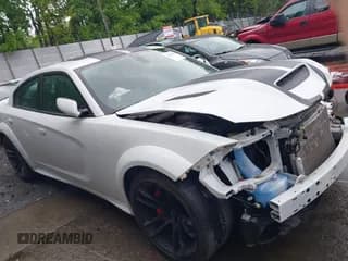 ✅ 2022 Dodge Charger SRT Hellcat Widebody • VIN: 2C3CDXL94NH210208 • Lot: 42308234. Wystawiony na IAAI z przebiegiem 19 883 mil. Bezpłatny archiwum sprzedaży aukcyjnych z USA i szczegółowy raport historii pojazdu na DreamBid. Zdjęcie 1.