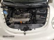 ✅ 2000 Volkswagen Beetle GLX • VIN: 3VWDD21C2YM483734 • Lot: 82089724. Wystawiony na Copart z przebiegiem 101 803 mil. Bezpłatny archiwum sprzedaży aukcyjnych z USA i szczegółowy raport historii pojazdu na DreamBid. Zdjęcie 11.