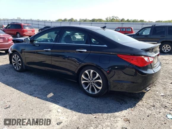 ✅ 2013 Hyundai Sonata SE • VIN: 5NPEC4AB1DH706150 • Lot: 72326744. Listed on Copart with 108,222 mi. Free auction sales archive from the USA and detailed vehicle history report at DreamBid. Image 2.