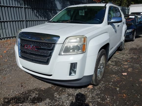 ✅ 2012 GMC Terrain SLT-2 • VIN: 2GKALWEK4C6385359 • Lot: 43402838. Listed on IAAI with 135,526 mi. Free auction sales archive from the USA and detailed vehicle history report at DreamBid. Image 2.