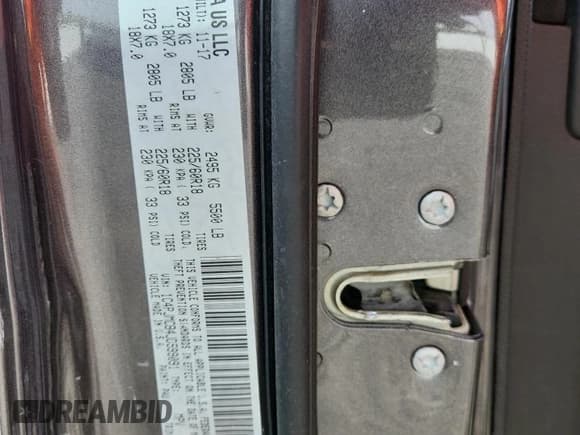 ✅ 2018 Jeep Cherokee Latitude • VIN: 1C4PJMCB4JD599091 • Lot: 84226905. Wystawiony na Copart z przebiegiem 98 669 mil. Bezpłatny archiwum sprzedaży aukcyjnych z USA i szczegółowy raport historii pojazdu na DreamBid. Zdjęcie 13.