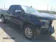 2020 Chevrolet Silverado 1500 LT z VIN 1GCRYDEK5LZ318049, wystawiony jako IAAI lot #42749930 z przebiegiem 70 503 mil mil oraz . Historia ofert i sprzedaży dostępna na DreamBid. Obrazek 1.