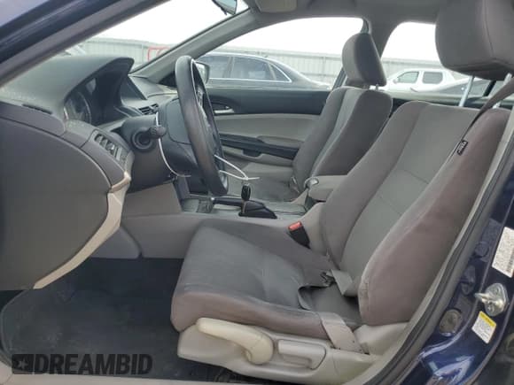 ✅ 2011 Honda Accord LX • VIN: 1HGCP2F32BA110181 • Lot: 91121895. Listed on Copart with 191,258 mi. Free auction sales archive from the USA and detailed vehicle history report at DreamBid. Image 7.