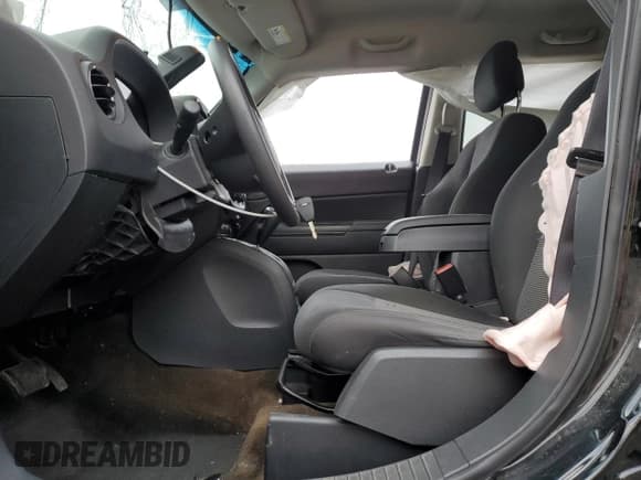 ✅ 2016 Jeep Patriot Sport • VIN: 1C4NJRBB4GD672247 • Лот: 81184995. Опубликован ранее на Copart с пробегом 82 813 миль. Бесплатный доступ к архиву аукционных продаж из США и подробный отчёт об истории автомобиля на DreamBid. Изображение 7.