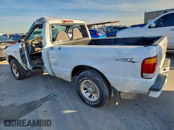 ✅ 1999 Ford Ranger XL • VIN: 1FTYR10VXXPA63652 • Lot: 89928745. Listed on Copart with 187,583 mi. Free auction sales archive from the USA and detailed vehicle history report at DreamBid. Image 2.