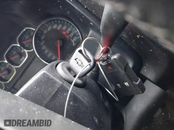 ✅ 2015 Chevrolet Silverado 2500HD LT • VIN: 1GC2CVE80FZ518531 • Lot: 41545988. Listed on IAAI with 237,004 mi. Free auction sales archive from the USA and detailed vehicle history report at DreamBid. Image 11.