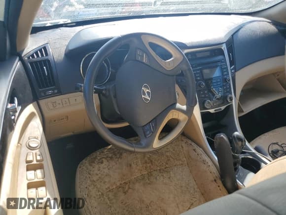 ✅ 2012 Hyundai Sonata Limited • VIN: 5NPEC4AC7CH460292 • Lot: 73679304. Wystawiony na Copart z przebiegiem Nie podano. Bezpłatny archiwum sprzedaży aukcyjnych z USA i szczegółowy raport historii pojazdu na DreamBid. Zdjęcie 8.