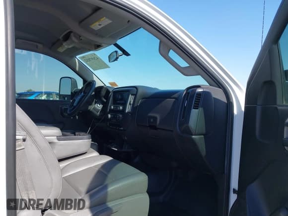 ✅ 2016 Chevrolet Silverado 1500 Work Truck • VIN: 1GCNCNEH1GZ104737 • Лот: 42697032. Опубликован ранее на IAAI с пробегом 201 577 миль. Бесплатный доступ к архиву аукционных продаж из США и подробный отчёт об истории автомобиля на DreamBid. Изображение 5.