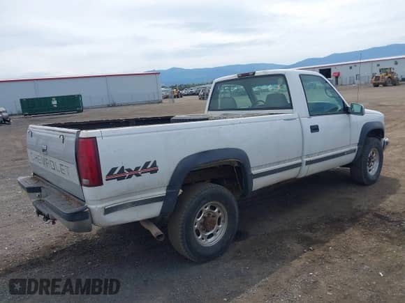 2000 Chevrolet Silverado 3500 с VIN 1GCHK34R3YR137514, выставлен на аукционе IAAI как лот 42446277 с пробегом 238 119 миль миль и . История ставок и продаж доступна на DreamBid. Изображение 4.