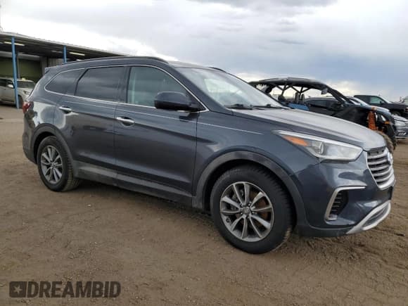 ✅ 2017 Hyundai Santa Fe SE • VIN: KM8SMDHF8HU232892 • Lot: 80530245. Wystawiony na Copart z przebiegiem 106 571 mil. Bezpłatny archiwum sprzedaży aukcyjnych z USA i szczegółowy raport historii pojazdu na DreamBid. Zdjęcie 4.