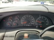 ✅ 1997 Ford F-150 XL • VIN: 1FTEX17L1VNB55769 • Lot: 58901715. Wystawiony na Copart z przebiegiem 174 234 mil. Bezpłatny archiwum sprzedaży aukcyjnych z USA i szczegółowy raport historii pojazdu na DreamBid. Zdjęcie 9.