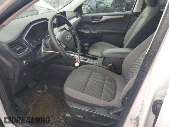 ✅ 2022 Ford Escape SE • VIN: 1FMCU9G64NUB03448 • Lot: 55403545. Wystawiony na Copart z przebiegiem 33 431 mil. Bezpłatny archiwum sprzedaży aukcyjnych z USA i szczegółowy raport historii pojazdu na DreamBid. Zdjęcie 7.