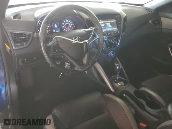 ✅ 2016 Hyundai Veloster Turbo • VIN: KMHTC6AE0GU291681 • Lot: 70707944. Wystawiony na Copart z przebiegiem 126 932 mil. Bezpłatny archiwum sprzedaży aukcyjnych z USA i szczegółowy raport historii pojazdu na DreamBid. Zdjęcie 8.