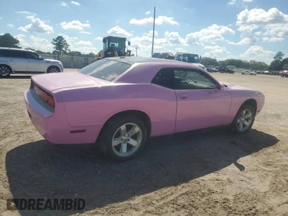 ✅ 2012 Dodge Challenger SXT • VIN: 2C3CDYAG7CH161977 • Lot: 72713354. Wystawiony na Copart z przebiegiem 240 769 mil. Bezpłatny archiwum sprzedaży aukcyjnych z USA i szczegółowy raport historii pojazdu na DreamBid. Zdjęcie 3.