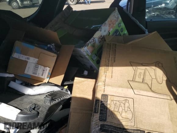 ✅ 2021 Dodge Durango R/T • VIN: 1C4SDJCT2MC853190 • Lot: 53535695. Wystawiony na Copart z przebiegiem Nie podano. Bezpłatny archiwum sprzedaży aukcyjnych z USA i szczegółowy raport historii pojazdu na DreamBid. Zdjęcie 11.