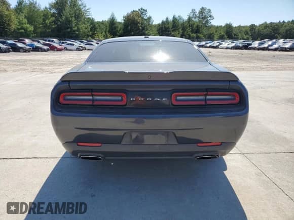 2019 Dodge Challenger SXT с VIN 2C3CDZAG5KH701900, выставлен на аукционе Copart как лот 70775285 с пробегом 142 357 миль миль и Списание • Salvage title. История ставок и продаж доступна на DreamBid. Изображение 6.