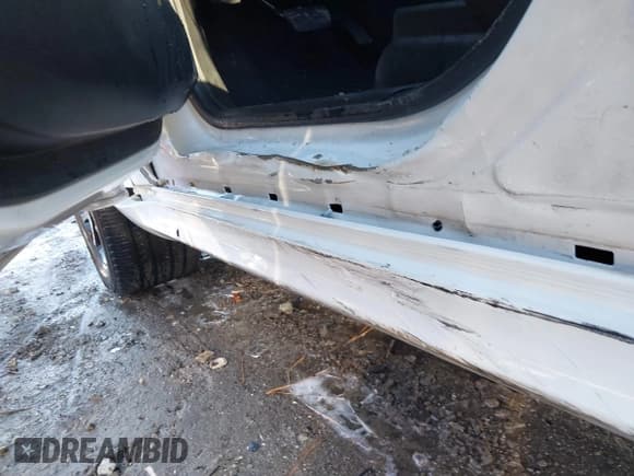 ✅ 2021 Jeep Grand Cherokee Limited • VIN: 1C4RJFBG6MC767860 • Лот: 41103120. Опубликован ранее на IAAI с пробегом 24 150 миль. Бесплатный доступ к архиву аукционных продаж из США и подробный отчёт об истории автомобиля на DreamBid. Изображение 20.