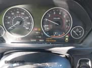 ✅ 2012 BMW 3 Series 335i • VIN: WBA3A9G59CNP35581 • Lot: 43777952. Wystawiony na IAAI z przebiegiem 160 393 mil. Bezpłatny archiwum sprzedaży aukcyjnych z USA i szczegółowy raport historii pojazdu na DreamBid. Zdjęcie 7.