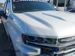 ✅ 2021 Chevrolet Silverado 1500 LTZ • VIN: 3GCPWEED3MG235290 • Lot: 43148001. Wystawiony na IAAI z przebiegiem 76 100 mil. Bezpłatny archiwum sprzedaży aukcyjnych z USA i szczegółowy raport historii pojazdu na DreamBid. Zdjęcie 1.