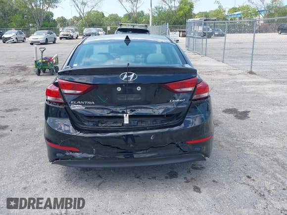 ✅ 2017 Hyundai Elantra SE • VIN: 5NPD84LF5HH022768 • Lot: 42264100. Listed on IAAI with 82,130 mi. Free auction sales archive from the USA and detailed vehicle history report at DreamBid. Image 16.