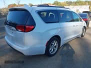 ✅ 2017 Chrysler Pacifica Touring L • VIN: 2C4RC1BG2HR816207 • Лот: 43506861. Опубликован ранее на IAAI с пробегом 68 946 миль. Бесплатный доступ к архиву аукционных продаж из США и подробный отчёт об истории автомобиля на DreamBid. Изображение 4.
