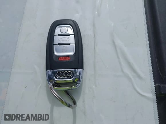 ✅ 2013 Audi allroad A4 Premium Plus • VIN: WA1UFAFL2DA155988 • Lot: 42597866. Wystawiony na IAAI z przebiegiem 162 177 mil. Bezpłatny archiwum sprzedaży aukcyjnych z USA i szczegółowy raport historii pojazdu na DreamBid. Zdjęcie 11.