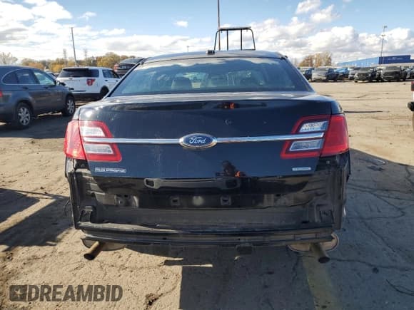 ✅ 2017 Ford Police Interceptor • VIN: 1FAHP2MT7HG145723 • Lot: 90688215. Wystawiony na Copart z przebiegiem 66 091 mil. Bezpłatny archiwum sprzedaży aukcyjnych z USA i szczegółowy raport historii pojazdu na DreamBid. Zdjęcie 6.