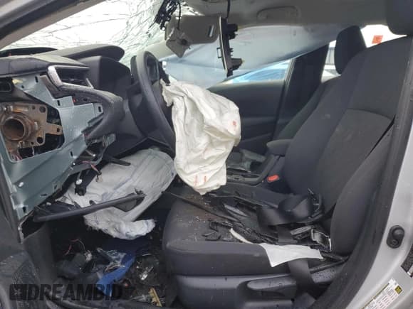 ✅ 2024 Toyota Corolla LE • VIN: 5YFB4MDE1RP145027 • Lot: 86228135. Listed on Copart with Not provided. Free auction sales archive from the USA and detailed vehicle history report at DreamBid. Image 7.