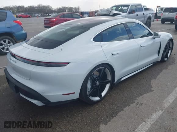 ✅ 2021 Porsche Taycan Turbo • VIN: WP0AC2Y16MSA63752 • Lot: 41838152. Listed on IAAI with 17,304 mi. Free auction sales archive from the USA and detailed vehicle history report at DreamBid. Image 4.
