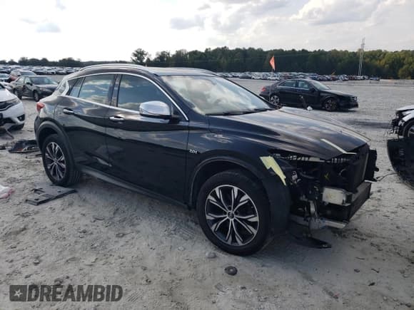 ✅ 2017 Infiniti QX30 Premium • VIN: SJKCH5CRXHA036018 • Lot: 81403005. Listed on Copart with 131,818 mi. Free auction sales archive from the USA and detailed vehicle history report at DreamBid. Image 4.