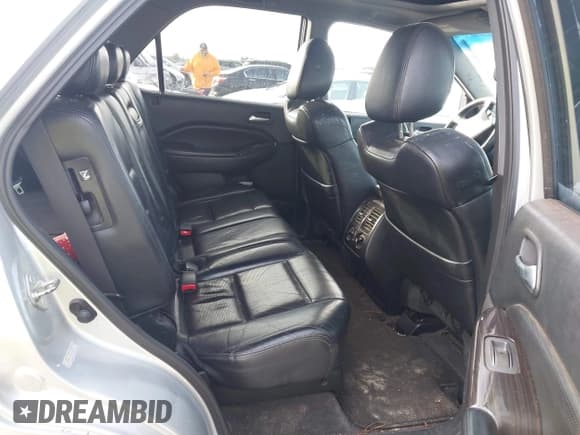 ✅ 2006 Acura MDX Touring • VIN: 2HNYD18666H545799 • Lot: 43827575. Listed on IAAI with 216,994 mi. Free auction sales archive from the USA and detailed vehicle history report at DreamBid. Image 8.