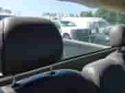 2004 Chevrolet Silverado 1500 Work Truck z VIN 1GCEC14V74Z281238, wystawiony jako IAAI lot #42537318 z przebiegiem 119 429 mil mil oraz . Historia ofert i sprzedaży dostępna na DreamBid. Obrazek 8.