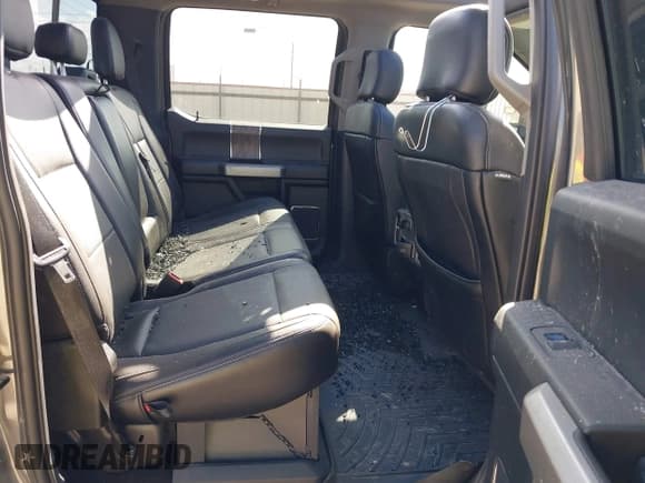 ✅ 2019 Ford F-250 XL • VIN: 1FT7W2BT4KEG16192 • Lot: 42581748. Listed on IAAI with 77,011 mi. Free auction sales archive from the USA and detailed vehicle history report at DreamBid. Image 8.