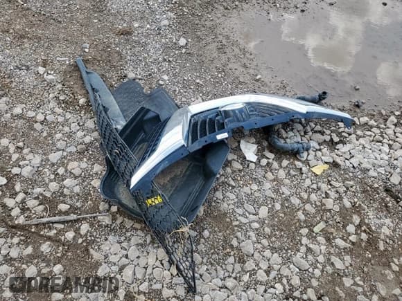 ✅ 2014 Volkswagen Tiguan S • VIN: WVGAV3AX7EW602185 • Lot: 70879275. Listed on Copart with 146,420 mi. Free auction sales archive from the USA and detailed vehicle history report at DreamBid. Image 12.