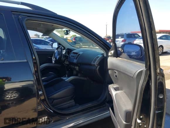 2012 Mitsubishi Outlander SE с VIN JA4JT3AW8CU002070, выставлен на аукционе IAAI как лот 43384586 с пробегом 76 115 миль миль и . История ставок и продаж доступна на DreamBid. Изображение 5.