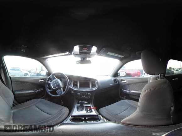 ✅ 2019 Dodge Charger SXT • VIN: 2C3CDXBG9KH615377 • Лот: 43251476. Опубликован ранее на IAAI с пробегом 135 902 миль. Бесплатный доступ к архиву аукционных продаж из США и подробный отчёт об истории автомобиля на DreamBid. Изображение 18.