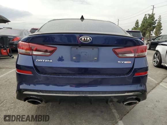 ✅ 2020 Kia Optima SX • VIN: 5XXGW4L28LG419492 • Lot: 70929245. Wystawiony na Copart z przebiegiem 70 712 mil. Bezpłatny archiwum sprzedaży aukcyjnych z USA i szczegółowy raport historii pojazdu na DreamBid. Zdjęcie 6.