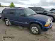 2004 Chevrolet Blazer LS z VIN 1GNDT13X04K103539, wystawiony jako Copart lot #55690024 z przebiegiem Nie podano mil oraz Szkoda całkowita • Salvage title. Historia ofert i sprzedaży dostępna na DreamBid. Obrazek 4.