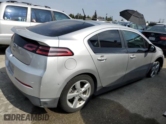 2015 Chevrolet Volt z VIN 1G1RC6E4XFU134828, wystawiony jako Copart lot #55167524 z przebiegiem 187 670 mil mil oraz . Historia ofert i sprzedaży dostępna na DreamBid. Obrazek 3.