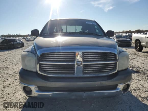 ✅ 2008 Dodge 1500 SLT • VIN: 1D7HA18288S599800 • Lot: 92211725. Wystawiony na Copart z przebiegiem Nie podano. Bezpłatny archiwum sprzedaży aukcyjnych z USA i szczegółowy raport historii pojazdu na DreamBid. Zdjęcie 5.