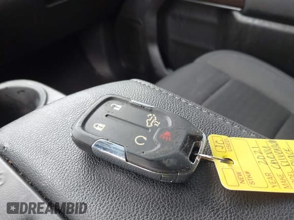 ✅ 2021 Chevrolet Silverado 1500 RST • VIN: 1GCUYEED9MZ419064 • Lot: 42066047. Wystawiony na IAAI z przebiegiem 50 236 mil. Bezpłatny archiwum sprzedaży aukcyjnych z USA i szczegółowy raport historii pojazdu na DreamBid. Zdjęcie 11.