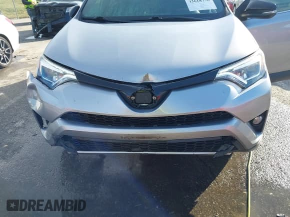 ✅ 2018 Toyota RAV4 Hybrid SE • VIN: JTMJJREV4JD175520 • Lot: 43618778. Listed on IAAI with 98,003 mi. Free auction sales archive from the USA and detailed vehicle history report at DreamBid. Image 6.