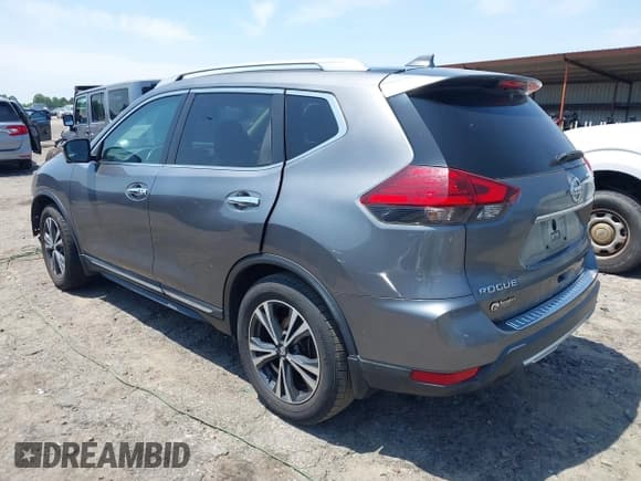 ✅ 2017 Nissan Rogue SL • VIN: 5N1AT2MT0HC748412 • Лот: 42310325. Опубликован ранее на IAAI с пробегом 94 514 миль. Бесплатный доступ к архиву аукционных продаж из США и подробный отчёт об истории автомобиля на DreamBid. Изображение 3.