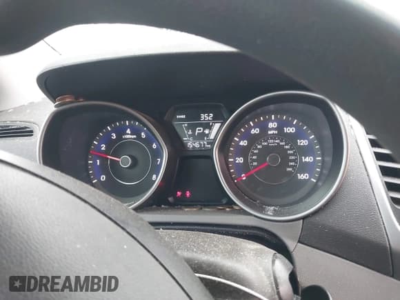 ✅ 2014 Hyundai Elantra SE • VIN: 5NPDH4AE1EH516177 • Lot: 43507557. Listed on IAAI with 154,677 mi. Free auction sales archive from the USA and detailed vehicle history report at DreamBid. Image 7.