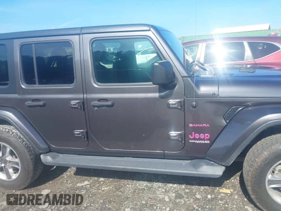 ✅ 2021 Jeep Wrangler Unlimited Sahara • VIN: 1C4HJXEN5MW625834 • Lot: 42635428. Listed on IAAI with 81,888 mi. Free auction sales archive from the USA and detailed vehicle history report at DreamBid. Image 14.