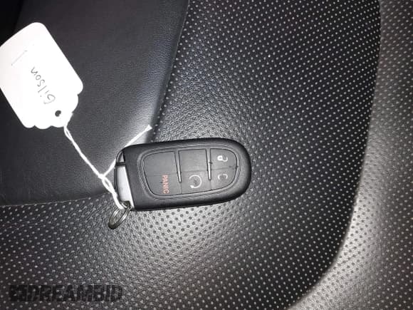 ✅ 2021 Jeep Cherokee 80th Anniversary • VIN: 1C4PJMMX2MD175049 • Lot: 41463634. Listed on IAAI with 82,589 mi. Free auction sales archive from the USA and detailed vehicle history report at DreamBid. Image 11.