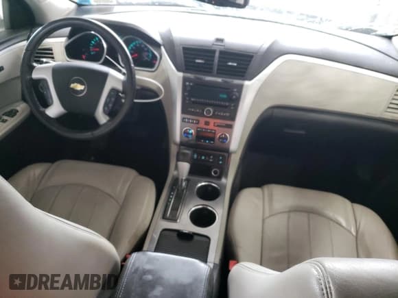 ✅ 2012 Chevrolet Traverse LTZ • VIN: 1GNKVLED6CJ319125 • Lot: 73757614. Wystawiony na Copart z przebiegiem 184 410 mil. Bezpłatny archiwum sprzedaży aukcyjnych z USA i szczegółowy raport historii pojazdu na DreamBid. Zdjęcie 8.