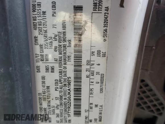 ✅ 2018 Ford Transit • VIN: 1FTYR2ZG0JKA19075 • Lot: 75819274. Wystawiony na Copart z przebiegiem 165 794 mil. Bezpłatny archiwum sprzedaży aukcyjnych z USA i szczegółowy raport historii pojazdu na DreamBid. Zdjęcie 13.